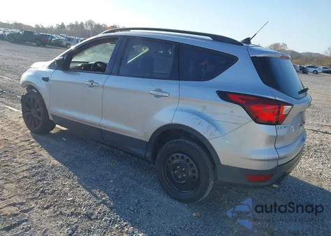 2019 Ford Escape Se from USA, damaged, VIN 1FMCU0GD7KUA07108